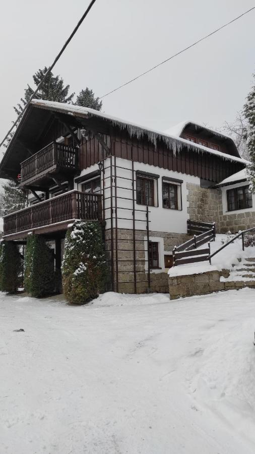 Penzion U Dvou Skal Josefŭv Dŭl Exterior foto